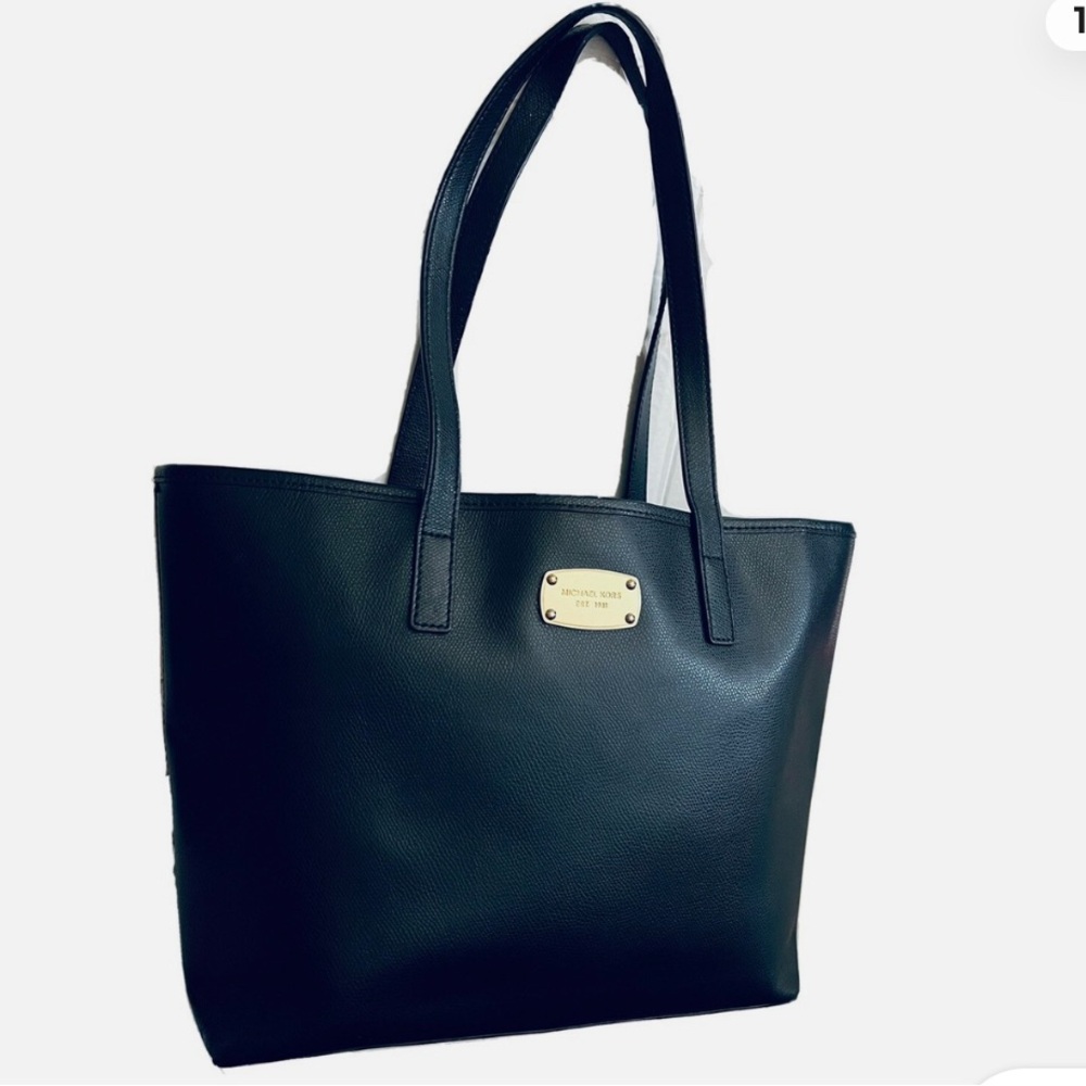 NWOT MICHAEL KORS TOTE BAG BLACK LEATHER GOLD HARDWARE